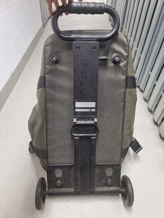 Schweizer Armee  / Militär Trolley – Rollkoffer