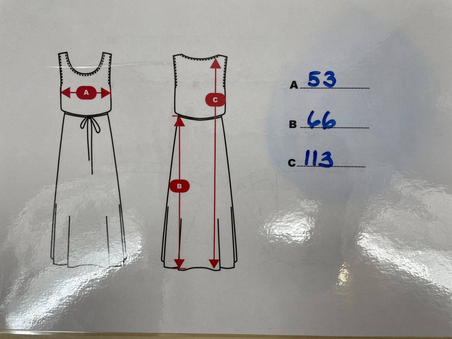 Kleider: AMBRA Robe brun-blanc rayée – Gebraucht aus Lausanne von PlusValue_Lausanne 3