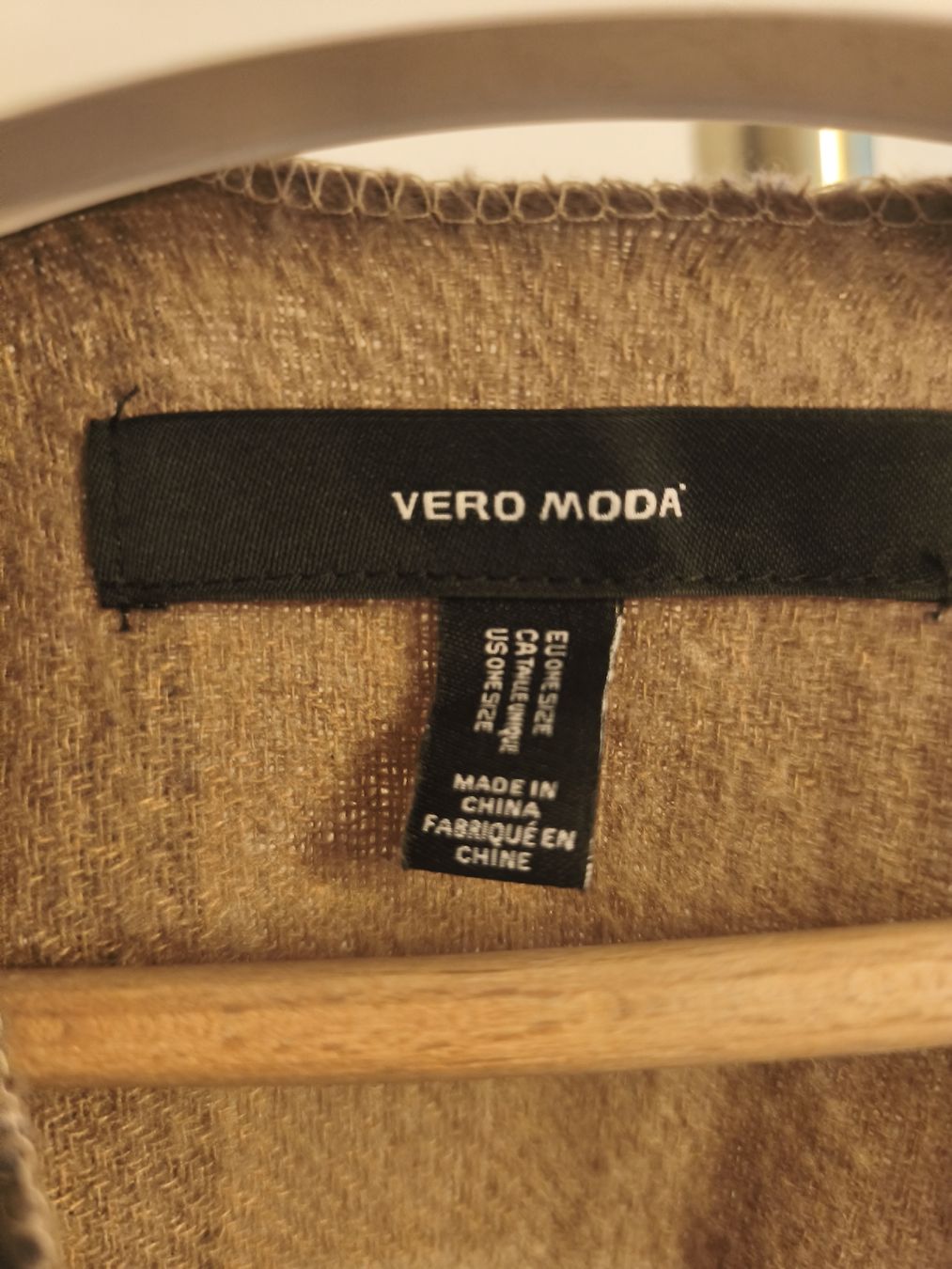 Only Altro in Moda donna: Poncho Marke Vero Moda – Nuovo (secondo la descrizione) da Steffisburg venduto da AroundTheWorld 2