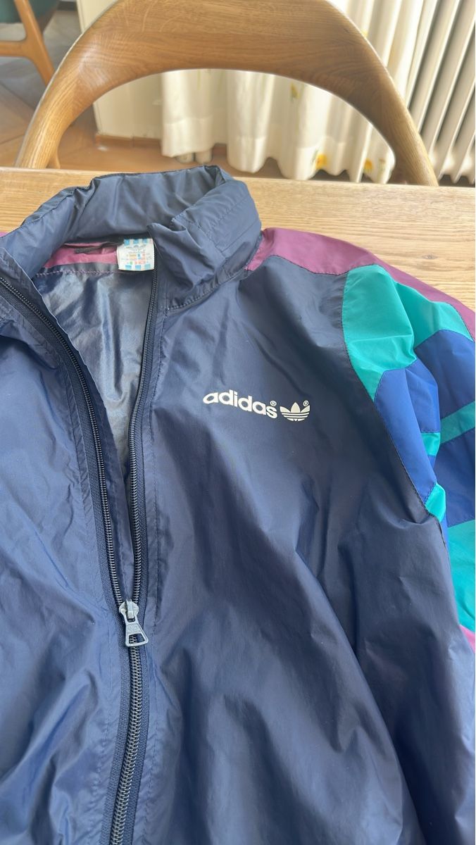 Adidas Jacken: Adidas Trainingsjacke Color blocking – Gebraucht aus Herisau von Renee30