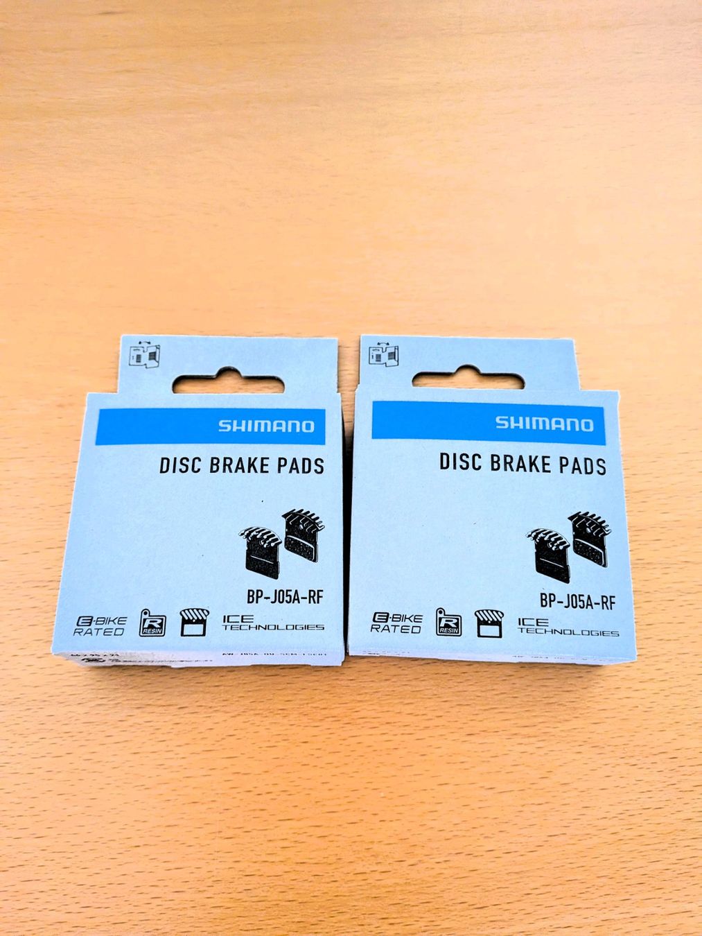 Shimano Ersatzteile: 2x Shimano Disk Brake Pads BP-J05A-RF – Neu und originalverpackt aus Pfäffikon SZ von RainerZuefall