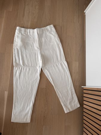 Weisse Leinenhose