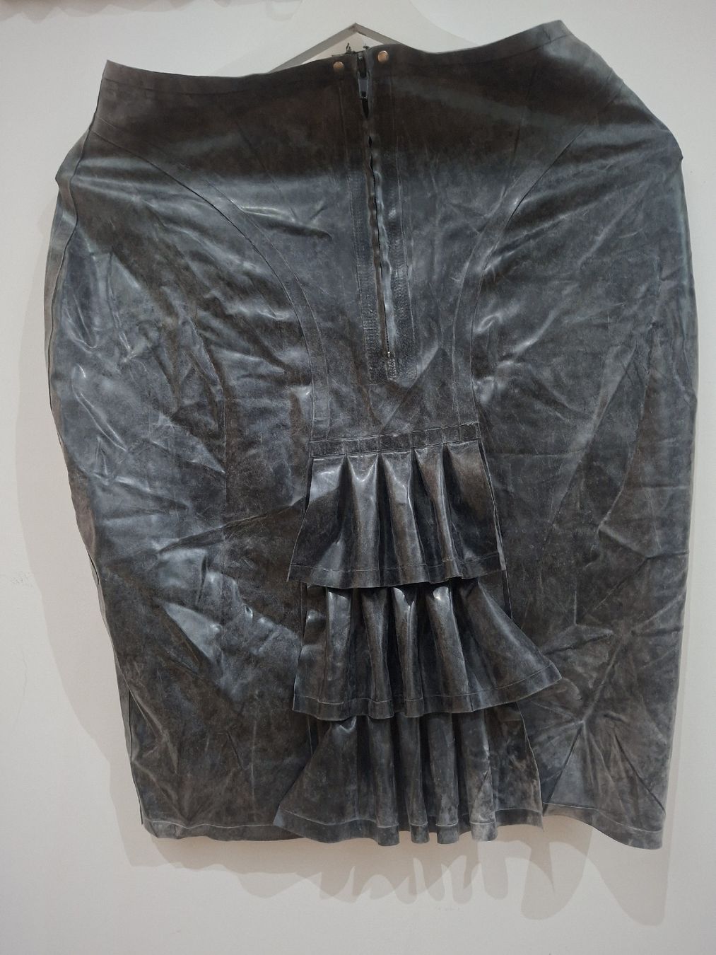 Jupes: Latex Rock. Grösse M. – D'occasion à Glattbrugg par cub_w7l8 1