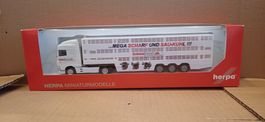 HERPA. DAF XG+.4X2. TRANSPORT D ANIMAUX VIVANTS. 1:87. CH.
