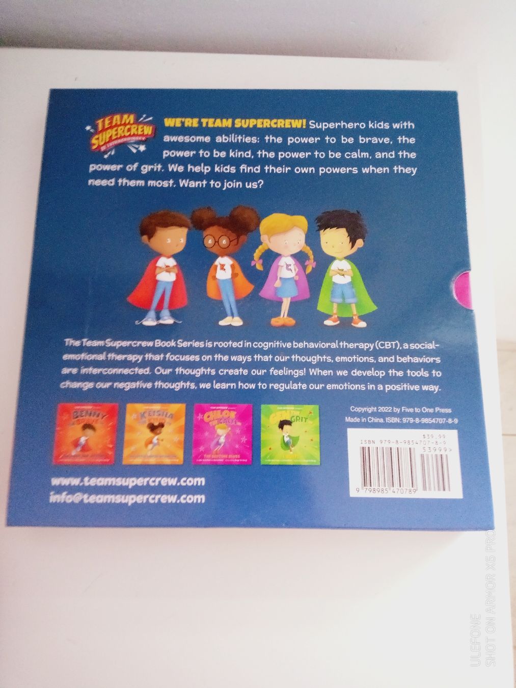 Libri: Team Supercrew Buchbox 1-4 Emotionen & Kräfte - Englisch – Usato da Volketswil venduto da Car1 1