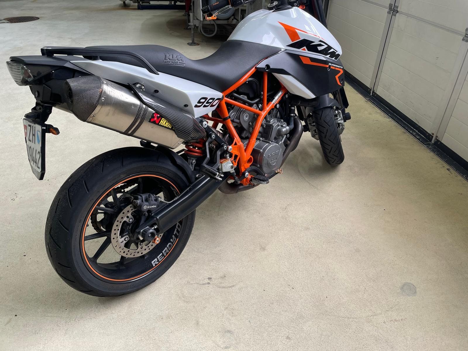 KTM Strada: KTM 990 Supermoto R – Usato da Frauenfeld venduto da dan_x8yd 1