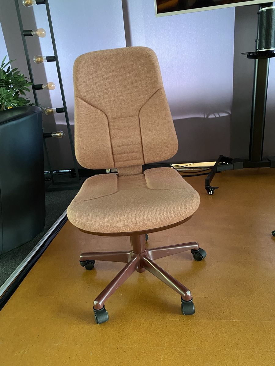Chaises: Bürostuhl  – D'occasion à Rüti ZH par Holland8 1