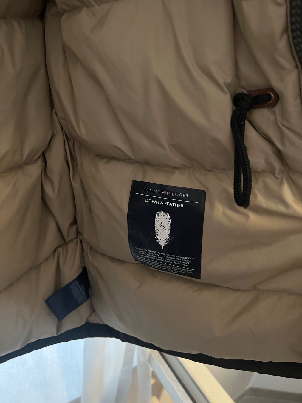 Tommy Hilfiger Giacche: Tommy Hilfiger Daunenjacke – Usato da Zürich venduto da dst_zmg6 4