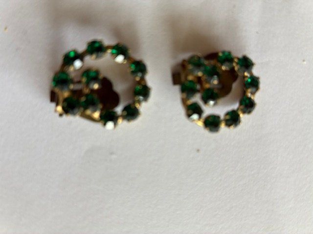 Ohrringe & -stecker: pendetifs-clous d'oreilles -verts - – Gebraucht aus Evilard von nenette01 2