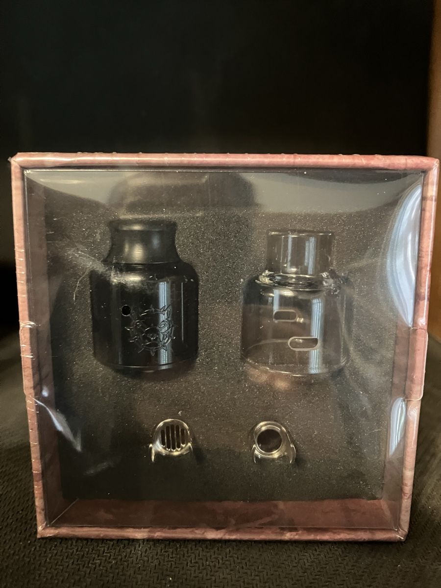 Altri Prodotti per fumatori: Damn Vape RDA Singel Coiler /Cap Schwarz und Glas – Nuovo e nell'imballaggio originale da bauma venduto da Feldi1876 1
