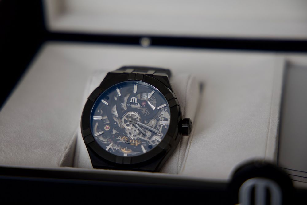 Maurice Lacroix Orologi: Maurice Lacroix AI6028-PVB010301 64/250 längst Ausverkauft – Usato da Emmenbrücke venduto da SuperFanShop 7