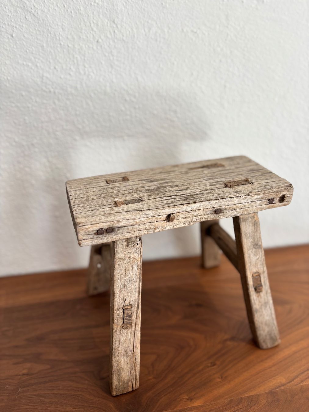 Sgabelli: Asiatischer alter kleiner Hocker – Usato da Richterswil venduto da 0207lifestyle 2