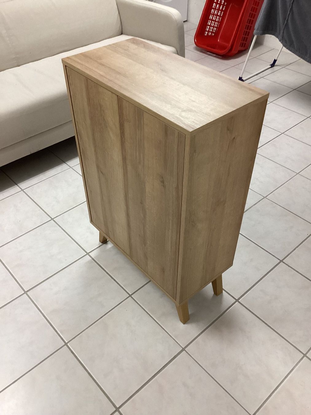 Cassettiere: Kleiner Schrank / Kommode in heller Holzoptik – Usato da Rümlang venduto da studigem 1