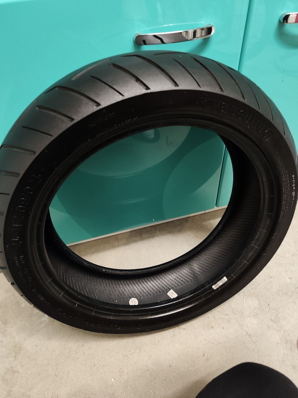 Pneumatici & Ruote complete: Reifen für Motorrad – Usato da Kriessern venduto da Kurtela 1