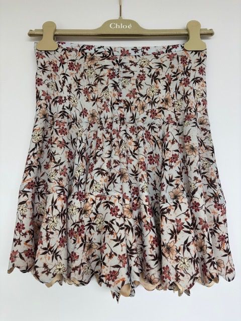 Chloé Pantaloni: Hosenröcklein von Chloé – Nuovo (secondo la descrizione) da Rapperswil SG venduto da Carlotta1 1