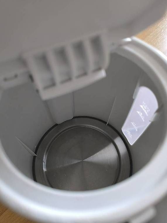 Wasserkocher: Wasserkocher - Intertronic 1.7L – Gebraucht aus Teufenthal AG von Agnieszka93 2