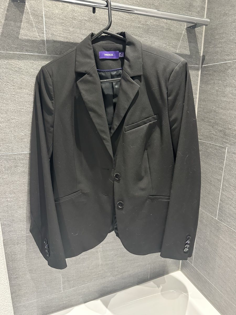 Mexx Completi & Tailleur: Schicker Anzug von Mexx, Gr. 44 & Gr. 40 – Usato da St. Gallen venduto da lelibehli