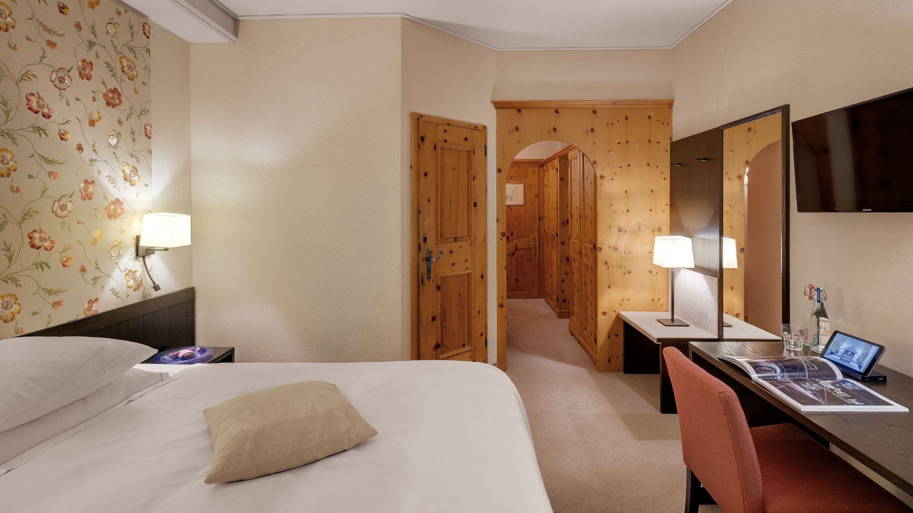 Gutscheine: 2 Nächte DZ - Hotel Morosani Schweizerhof in Davos – Neu (gemäss Beschreibung) aus Innertkirchen von Biene7 4