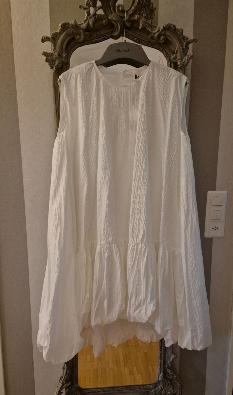 Vestiti: Wendy Trendy Ballonkleid Oversize – Nuovo (secondo la descrizione) da Tagelswangen venduto da GABGABFI