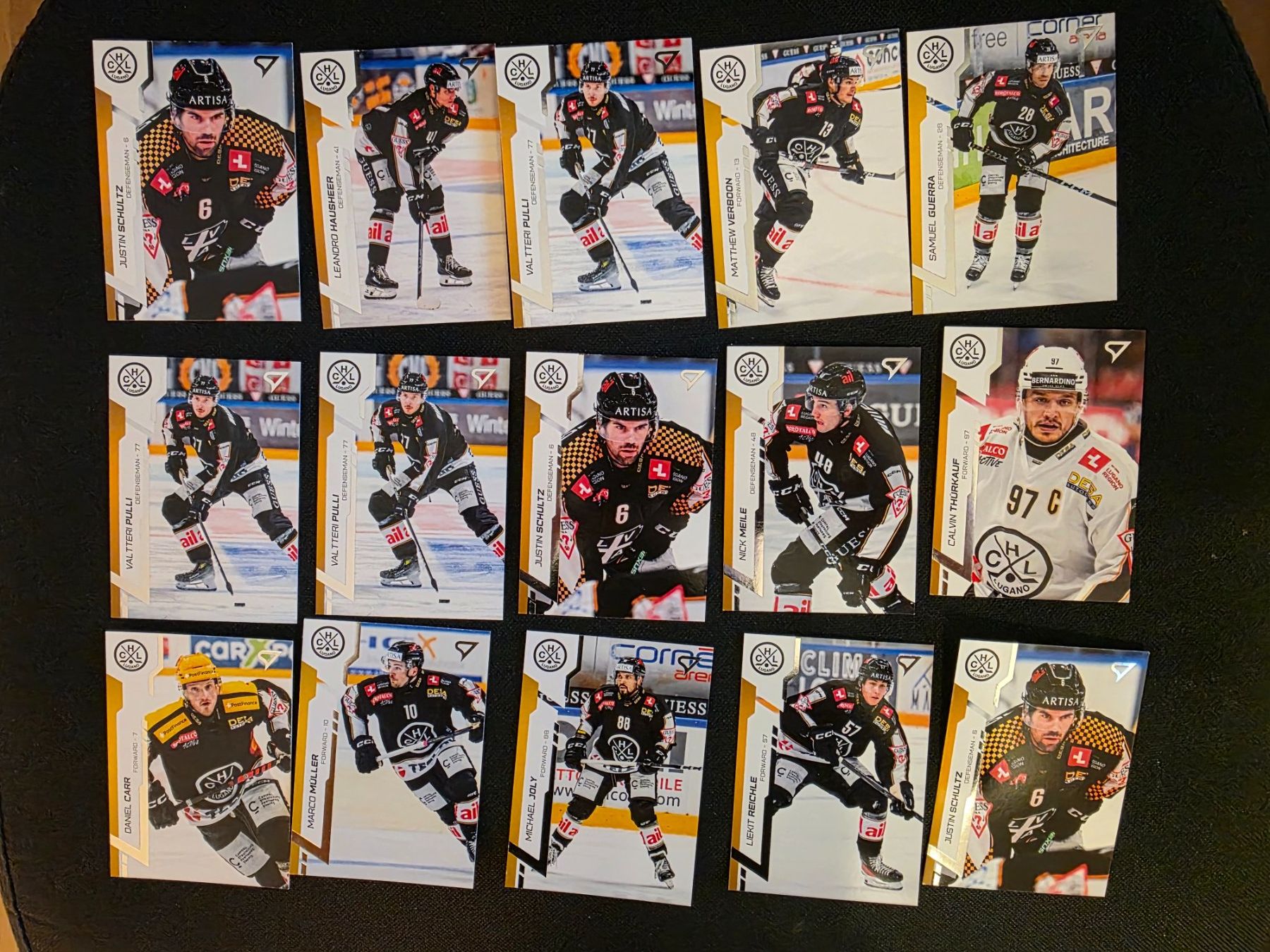 Sportzoo Carte collezionabili: HC Lugano Saison 2024/25 - 18 Karten – Nuovo (secondo la descrizione) da Bauma venduto da Yotanke