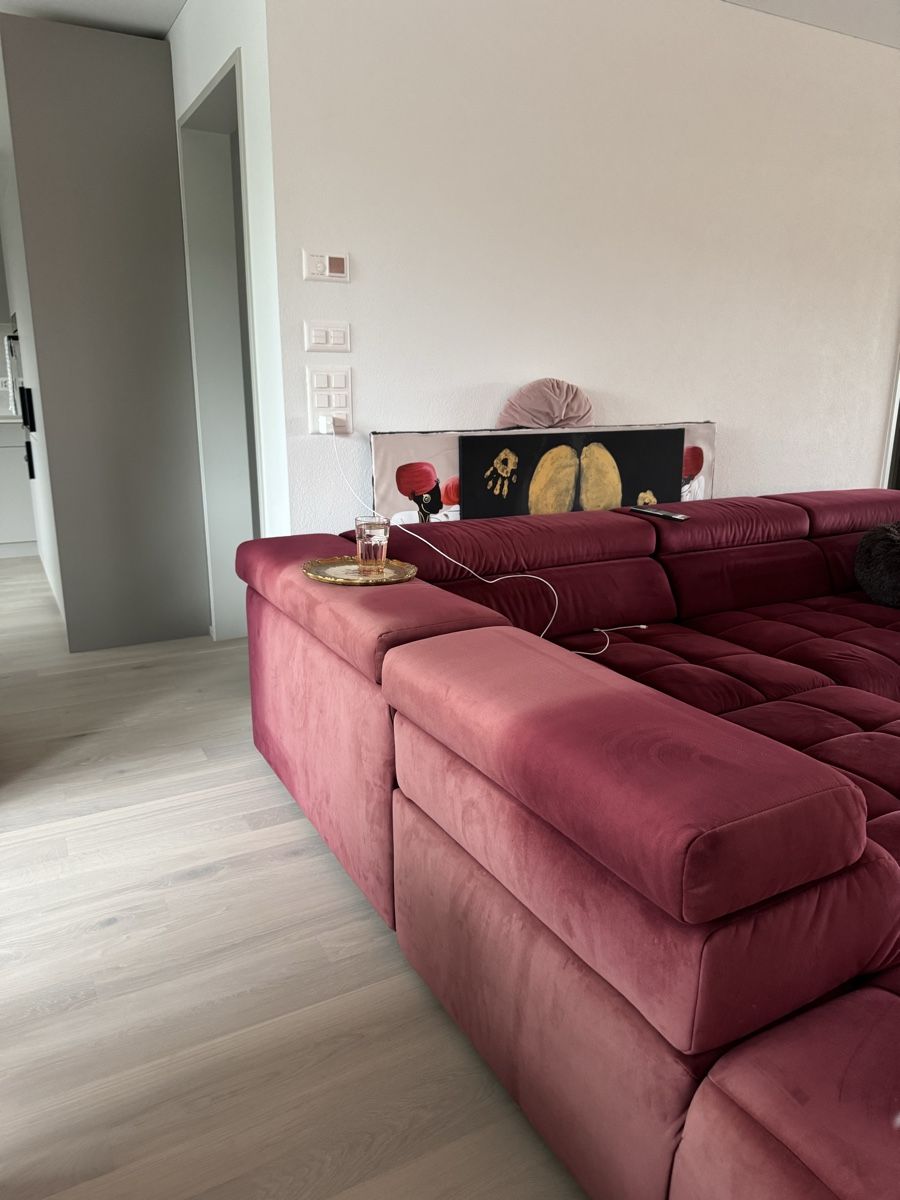 Sofas: Wohnlandschaft mit Hocker – D'occasion à Urtenen-Schönbühl par joh_6665 4