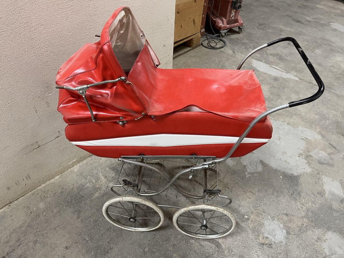 Carrozzine per bambole: Puppenwagen – Usato da Allschwil venduto da Manolictus 8