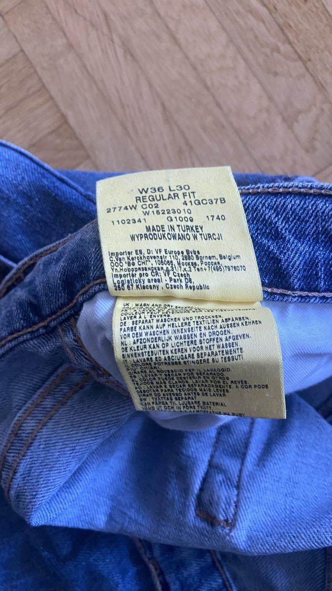 Wrangler Jeans: Wrangler Jeans – D'occasion à Bern par thatspascal 4