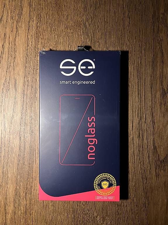 Lackretusche & Schutzfolien: iPhone 17 Pro Max Schutzfolie Display – Neu und originalverpackt aus Luzern von Mariab2502