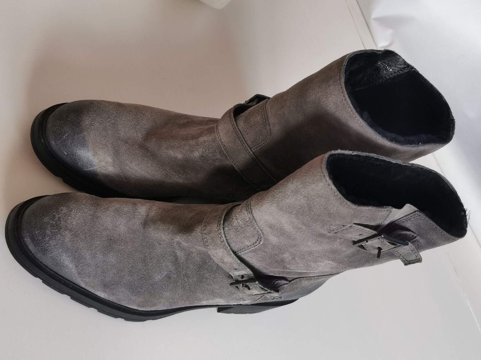 Hogan Scarpe da donna: Hogan Stiefelette grösse 39.5 wildleder – Usato da Sachseln venduto da Ohlala-Shop 5