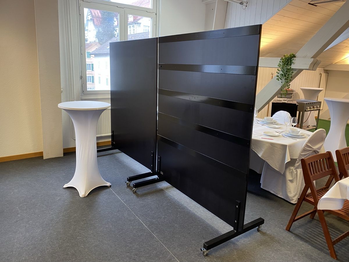 Paravents: Mobile Trennwände schwarz – Gebraucht aus Horgen von sivex 1