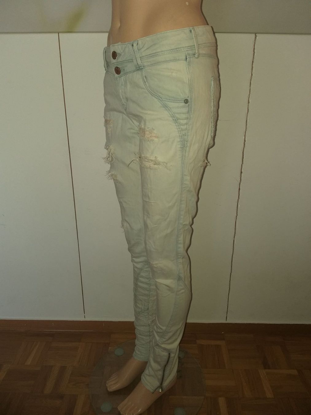 H&M Jeans: H&M Jeans SLIM REGULAR WAIST taille / Grosse 29 – Gebraucht aus Cossonay-ville von Super-Price-Quality 5