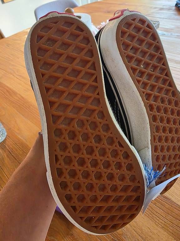 Scarpe da uomo: Vans schuhe – Usato da Birmenstorf AG venduto da JenniferLopetrone 1