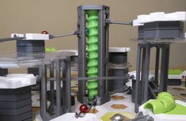 Gravitrax Lift mit Motor. Bereits zusammengebaut