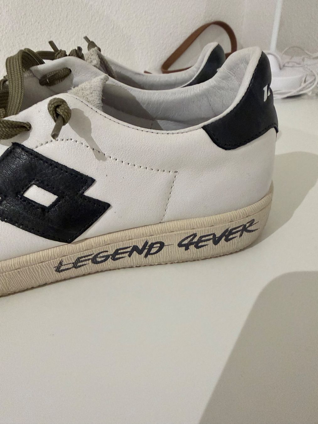 Herrenschuhe: LOTTO Leggend 4ever Nr. 40 – Neu (gemäss Beschreibung) aus Lengnau BE von Ierardo79 1