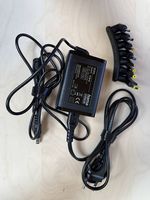 Hama Universal Ladegerät inkl. diverse Adapter