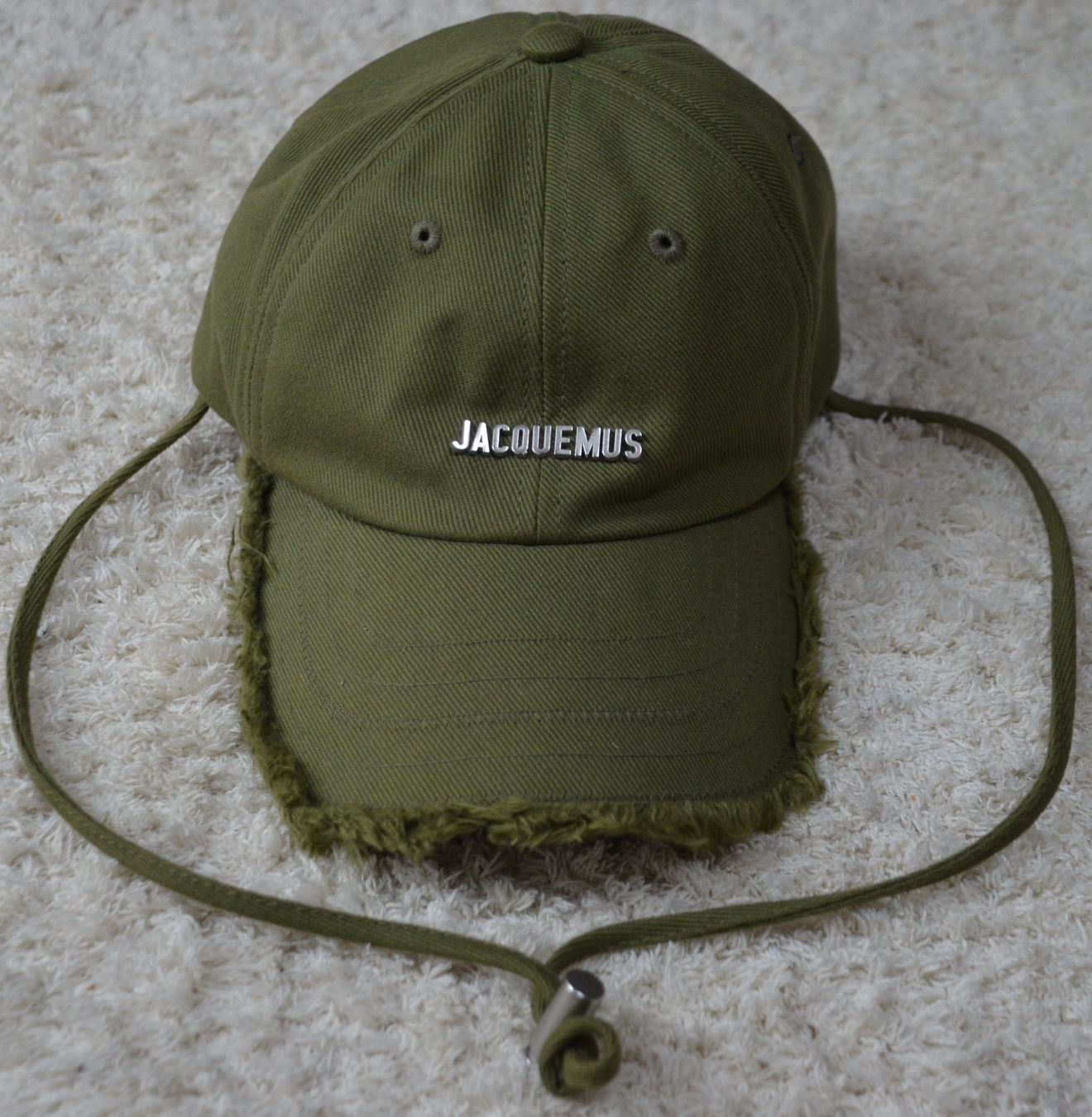Jacquemus Copricapi, berretti & cappellini: Jacquemus Kappe /  Casquette – Usato da Collonges venduto da arashee 1