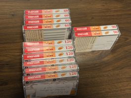 12 Maxell UR Audiokassetten 60 90 120 Minuten Konvolut