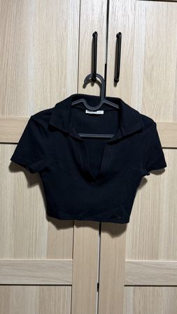 zata crop top in S