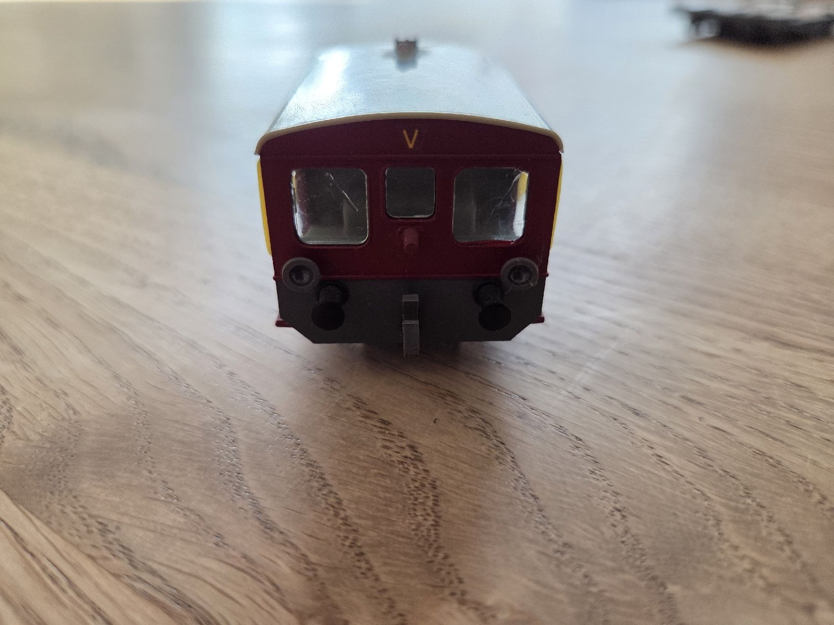 Modellini di ferrovie: Modelleisenbahn TM 633 – Usato da Berikon venduto da TopLok1 3