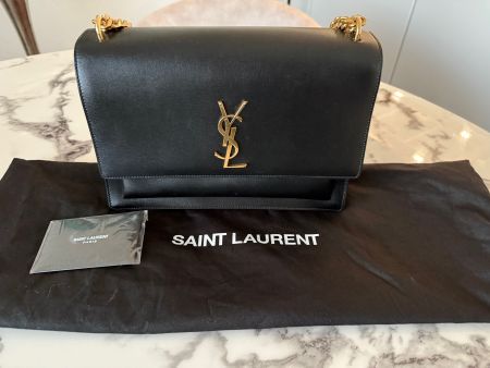 Yves Saint Laurent Sunset Medium Glattleder Schwarz