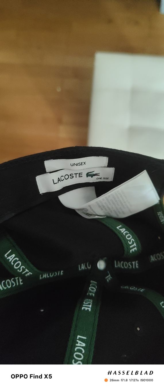 Lacoste Altro in  Abbigliamento & Accessori: Lacoste Cap Unisex! – Usato da Unterentfelden venduto da Guck.1Staune2 3