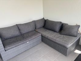 Rattan Lounge