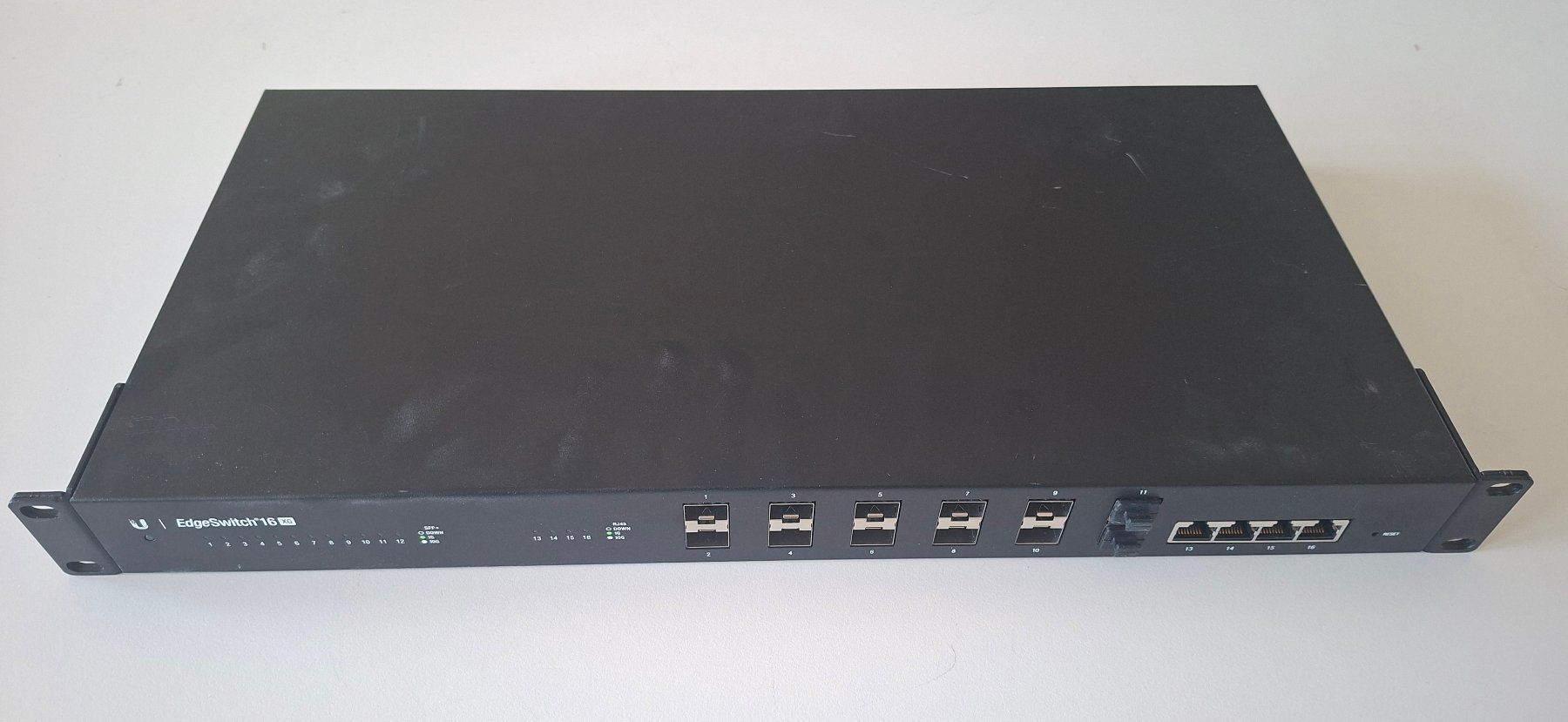 Ubiquiti Hub & Switch: Ubiquiti EdgeSwitch 16 XG – Usato da Niederönz venduto da Northrop_B2 1