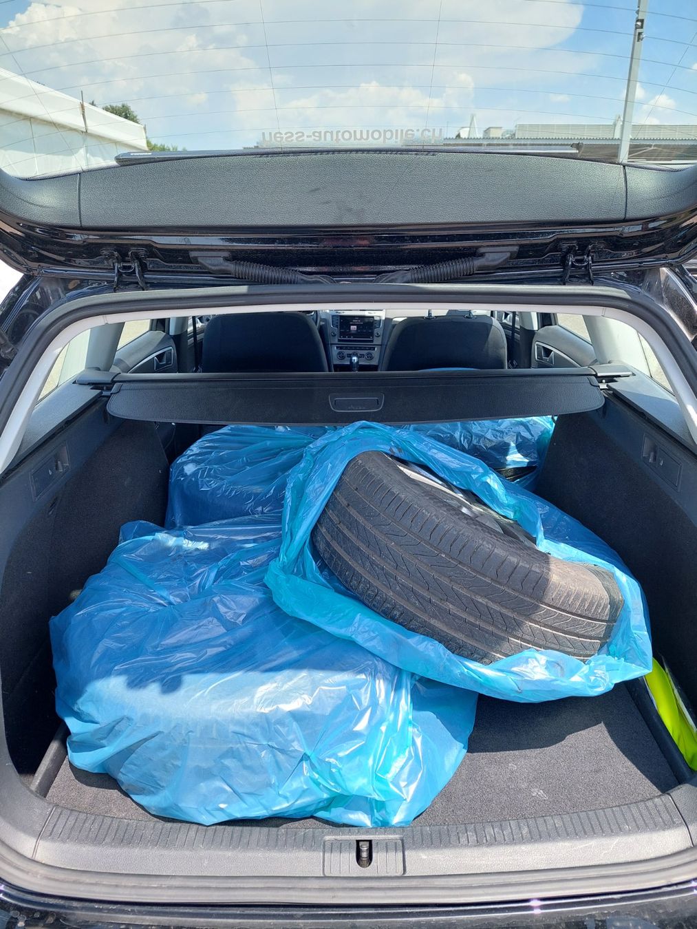 VW Automobili: VW Golf Var. 2.0TDI DSG – Usato da Langenthal venduto da garagegautschiag 6