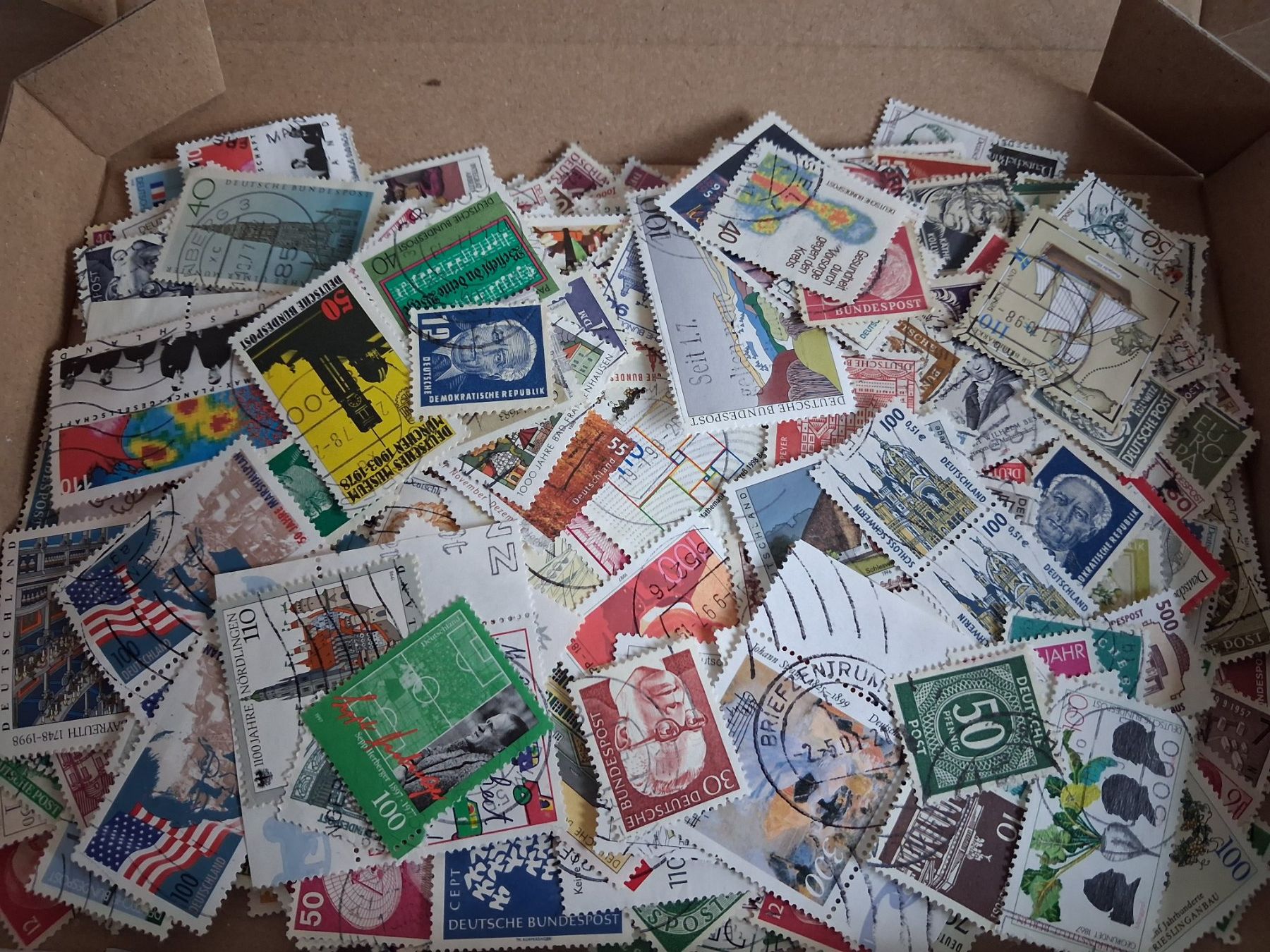 Tutti i francobolli: 1000++ Briefmarken Altdeutschland – Usato da Hagendorn venduto da siwasi3 3