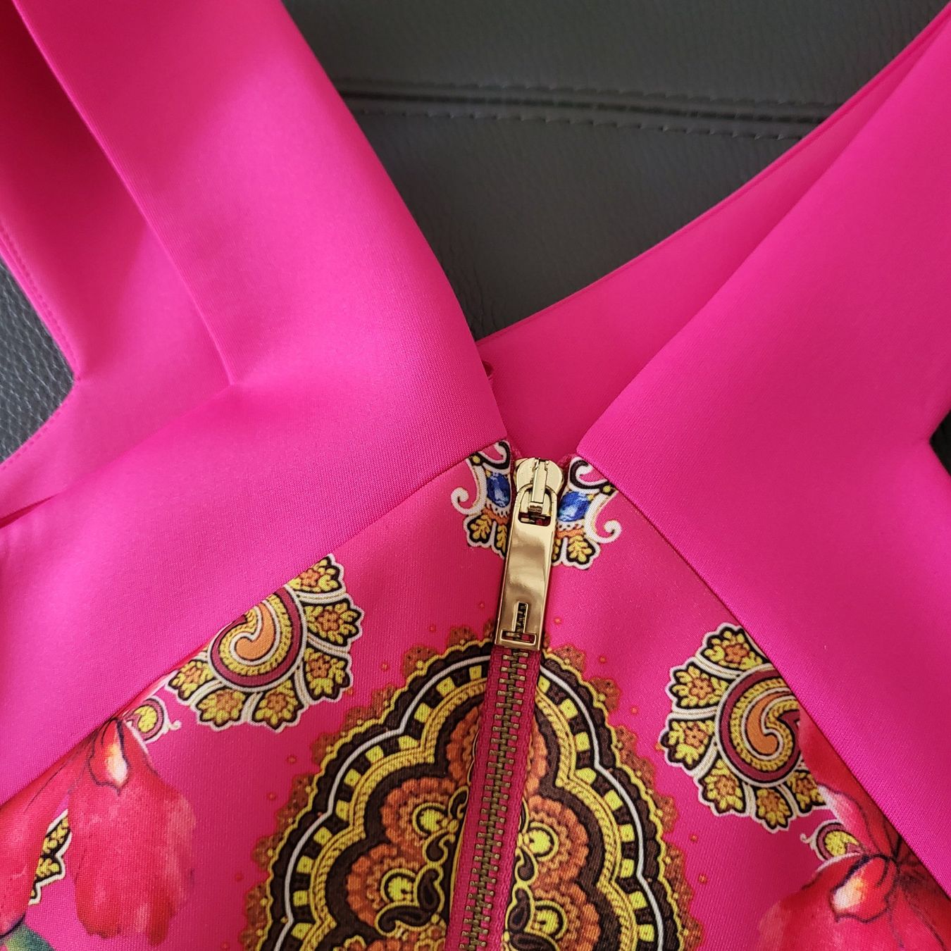 Ted Baker Robes: Robe  Ted Baker, neuve, taille 34. – Neuf (Voir description) à Neuchâtel par wikit 2