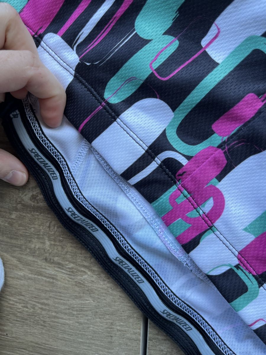 Top: Specialized ärmelloses trikot – Usato da Zuzwil SG venduto da dieschnellemichelle 3