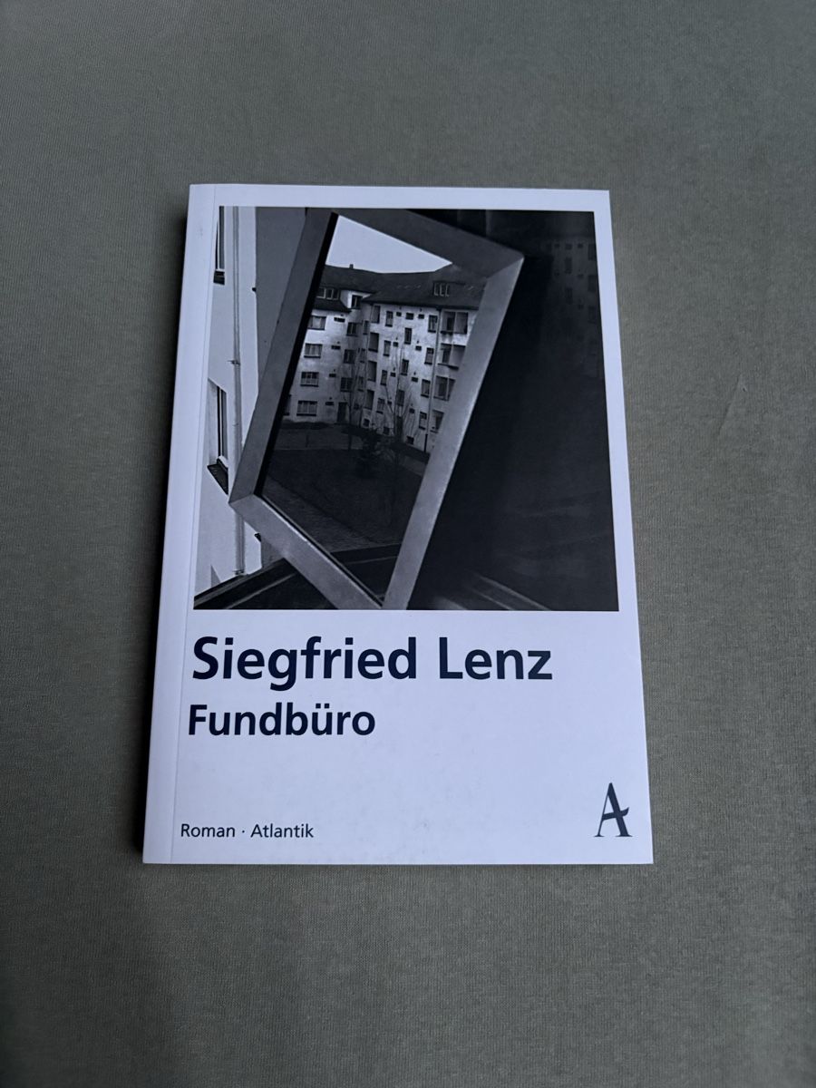 Libri: Fundbüro, Roman  – Nuovo (secondo la descrizione) da Oberweningen venduto da nai_wx7c