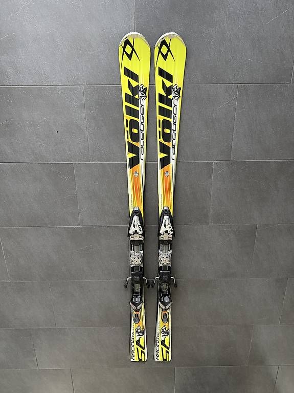 Skis: Völkl Racetiger 165 – Gebraucht aus Fislisbach von Autale
