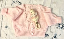 SÜSSES KLEINES BABYJÄCKCHEN